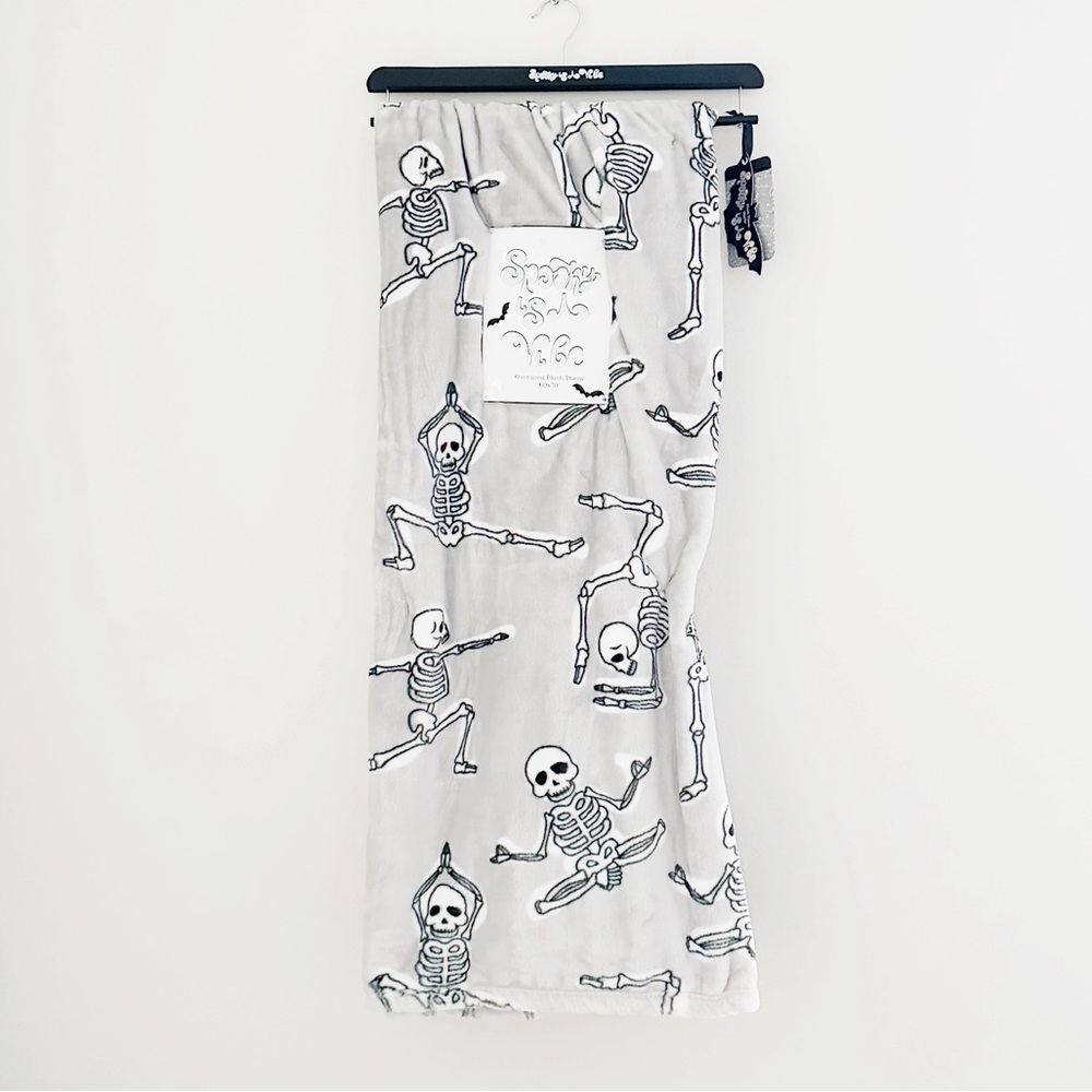 NEW Spooky Is A Vibe Yogi Skeleton Oversized Blanket